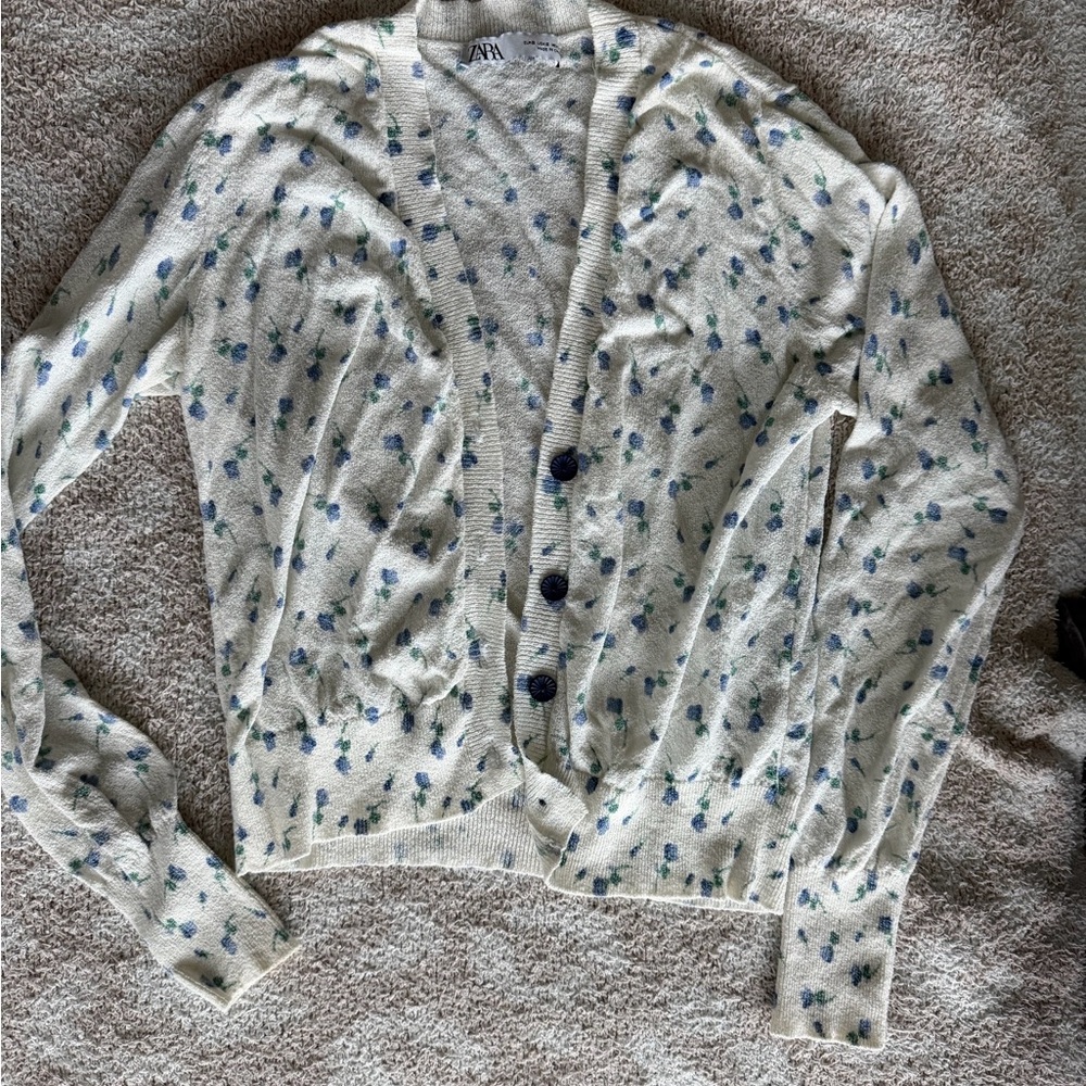 Zara Cream Cardigan with Blue Floral Pattern